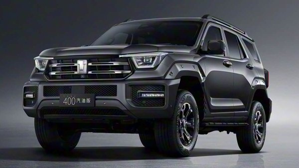 Tank 400: обновление в Китае и версия от фирмы Arctic Trucks в России