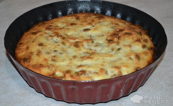 Рецепт: Запеканка творожно-фруктовая - С изюмом, тыквенными семечками и сиропом из смородины