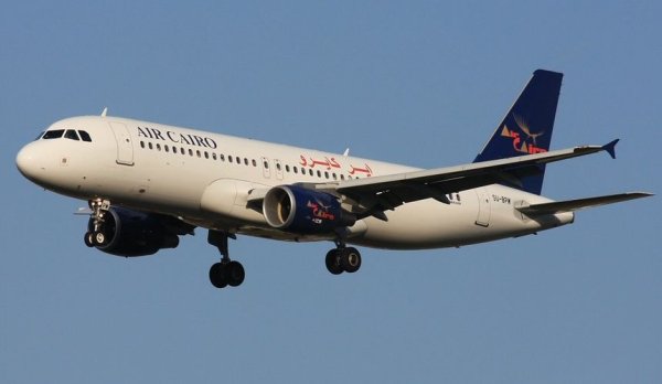 Пассажиры египетской авиакомпании улетели в Шарм-эль-Шейх только с третьей попытки Пассажиры египетской авиакомпании улетели в Шарм-эль-Шейх только с третьей попытки