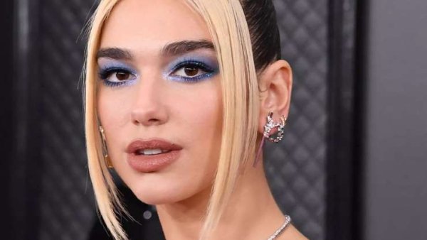 Ярко, загадочно, стильно: главные оттенки макияжа для глаз этой зимы