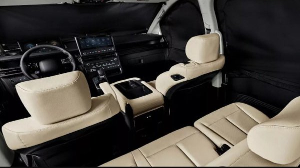 Обновленный минивэн Hyundai Staria обрел доработанный салон