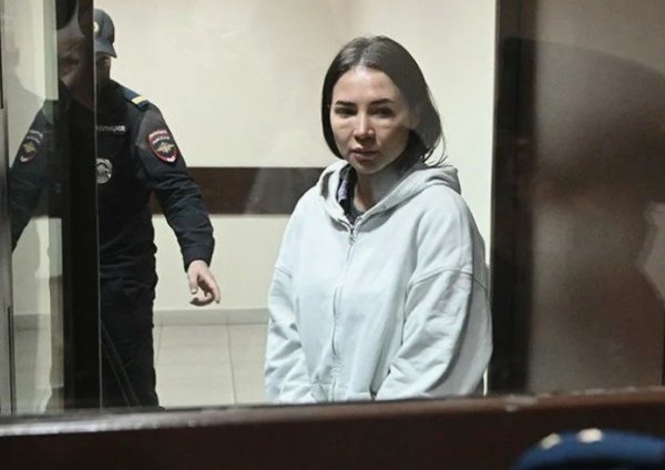 Беременную Лерчек экстренно прооперировали