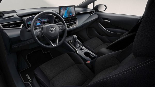Обновленная Toyota Corolla: версии для Европы и Китая  