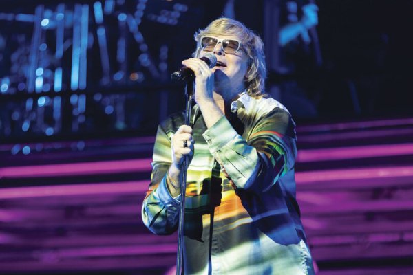 &laquo;Иванушки&raquo; отметили тридцатилетие тремя концертами и народными гуляньями