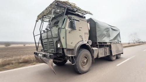 Расчёт РСЗО «Град» группировки «Днепр» уничтожил артиллерийское орудие ВСУ в Запорожской области Расчёт РСЗО «Град» группировки «Днепр» уничтожил артиллерийское орудие ВСУ в Запорожской области