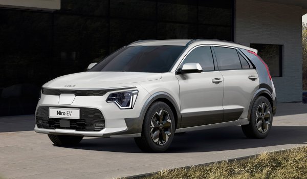 Показан обновленный паркетник Kia Niro Показан обновленный паркетник Kia Niro