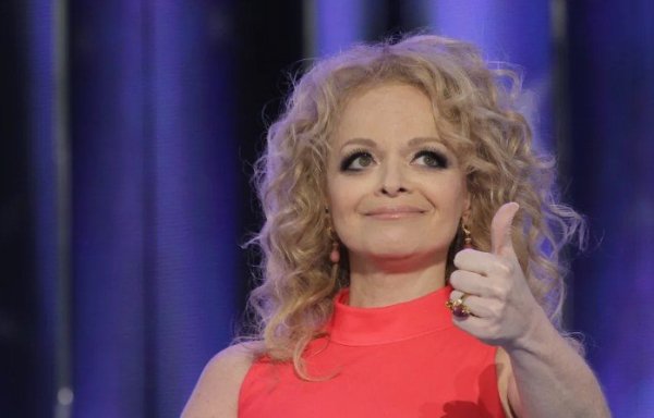 Концерты Ларисы Долиной продолжают отменяться