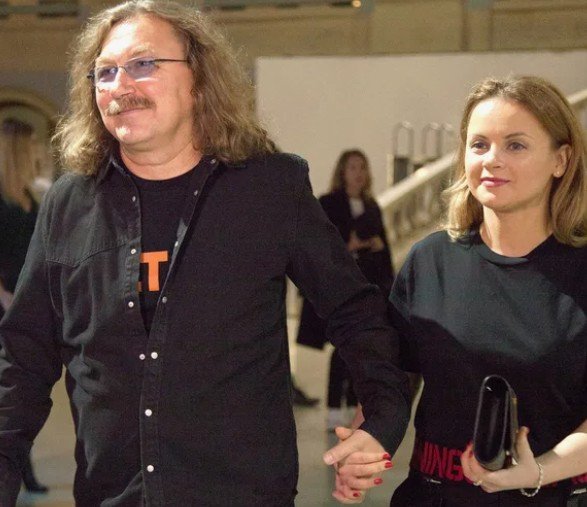 Игоря Николаева уговаривают вернуться к Наташе Королевой