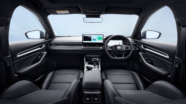 Обновленный Proton S70: малайзийский собрат седана Geely Emgrand