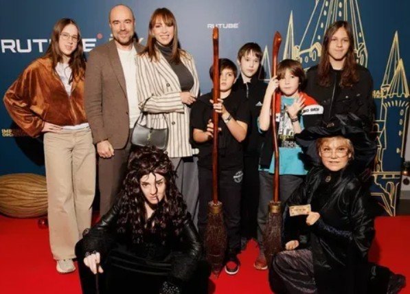 Елена Товстик отказалась от услуг очередного адвоката Елена Товстик отказалась от услуг очередного адвоката