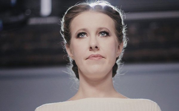 Ксения Собчак высказалась о женщинах, умеющих шутить