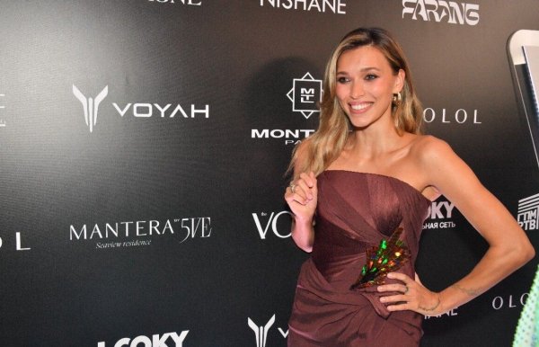 Скандал с Региной Тодоренко набирает обороты Скандал с Региной Тодоренко набирает обороты