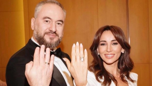 Анфиса Чехова возьмет двойную фамилию Анфиса Чехова возьмет двойную фамилию