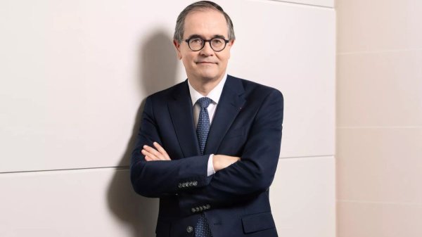 Группа Renault погрузилась в убытки из-за компании Nissan Группа Renault погрузилась в убытки из-за компании Nissan