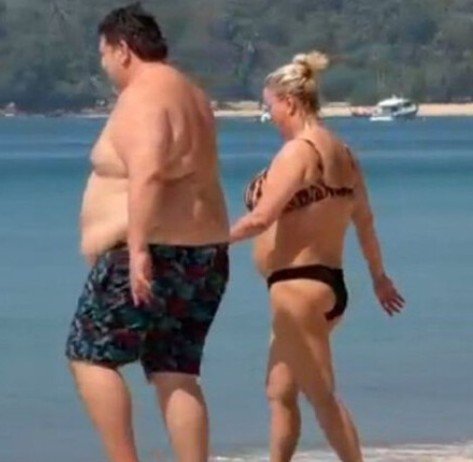 Анна Семенович рассказала о слезах мамы после появления в Сети провокационных фото