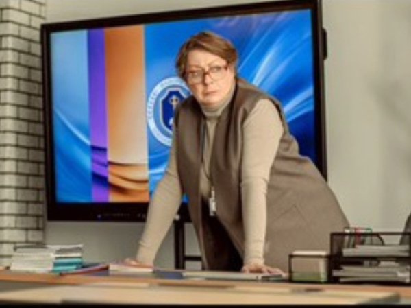 Мария Аронова снова кошмарит на съемках детей и взрослых