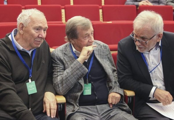 &laquo;Объединению отечественных тренеров по футболу&raquo; - 20 лет!