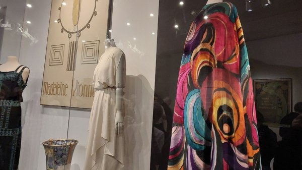 В Париже воспроизвели интерьеры &laquo;Восточного экспресса&raquo; и вспомнили балеты Дягилева