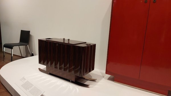 В Париже воспроизвели интерьеры &laquo;Восточного экспресса&raquo; и вспомнили балеты Дягилева