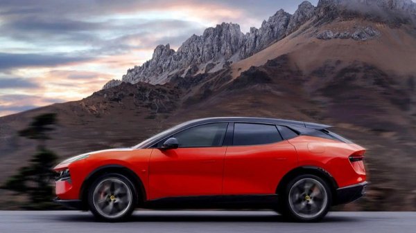 Lotus For Me стал гибридным аналогом кроссовера Eletre Lotus For Me стал гибридным аналогом кроссовера Eletre