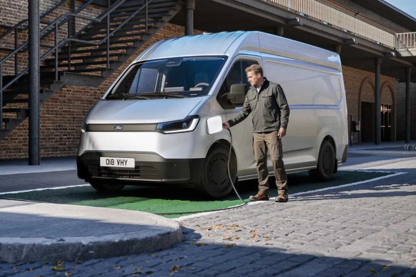 Представлен электрический Ford Transit City: это аналог китайского JMC E-Fushun Представлен электрический Ford Transit City: это аналог китайского JMC E-Fushun