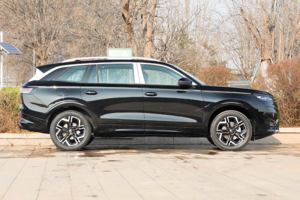 Обновленный Volkswagen Tavendor готовится к запуску 