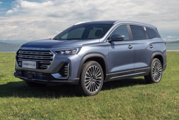 Jetour в России: сокращение гаммы и полный привод для X90 Plus Jetour в России: сокращение гаммы и полный привод для X90 Plus