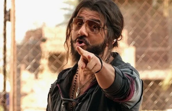 Партнерша Галустяна по съемкам в "Королек моей любви" высказалась о его отношениях с возлюбленной