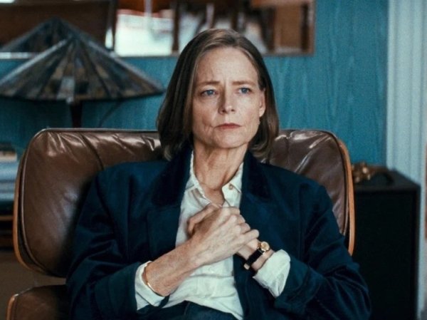 Джоди Фостер вновь говорит по-французски