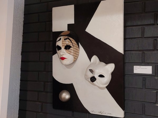 Канава для меланхолика и трудовая жизнь Мальвины: советский жанр производственной драмы переосмыслен новым поколением