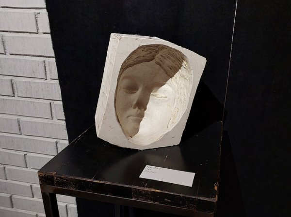 Канава для меланхолика и трудовая жизнь Мальвины: советский жанр производственной драмы переосмыслен новым поколением