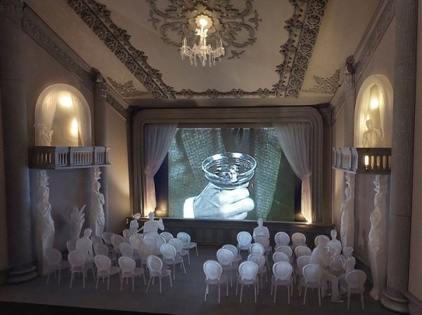 Первая в России «выставка-фильм» о Дзиге Вертове построена как бобина кинопленки