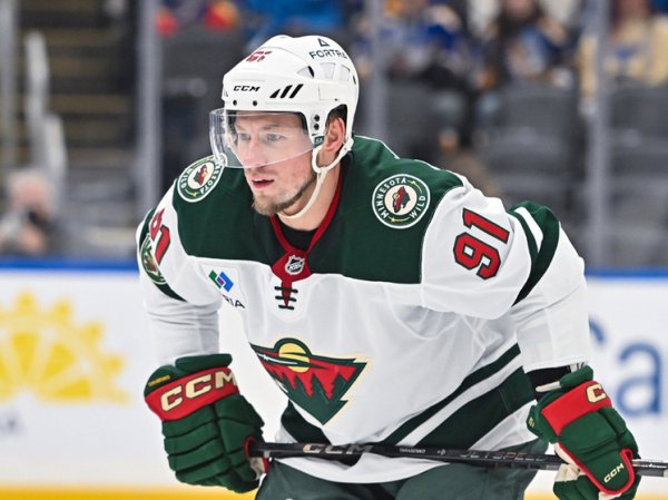 Тарасенко набрал 700 очков в НХЛ и не смог спасти "Миннесоту" от поражения