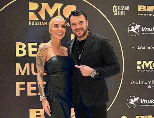 Сестра Эмина Агаларова ответила Гордон