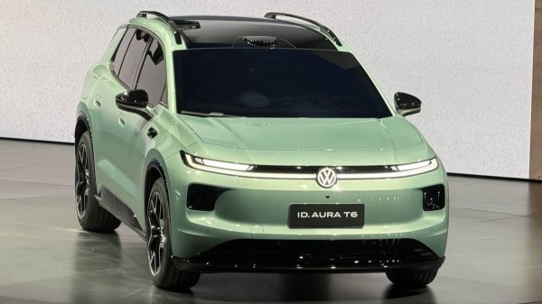 FAW и Volkswagen показали кроссоверы ID. Aura T6 и Jettа X