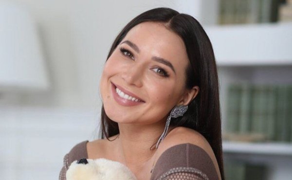 Артём Чекалин рассказал о родительских буднях Лерчек Артём Чекалин рассказал о родительских буднях Лерчек