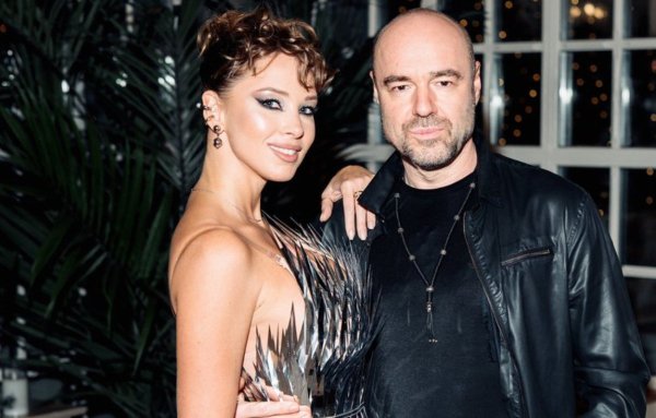 Полина Диброва опровергла слухи о романе с Товтиском в течение 8 лет Полина Диброва опровергла слухи о романе с Товтиском в течение 8 лет