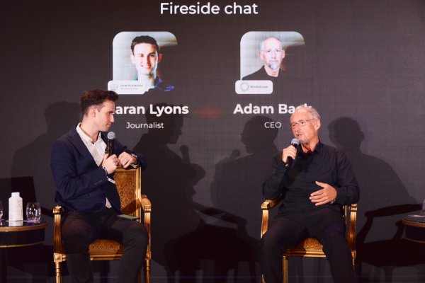 Адам Бэк прокомментировал слухи о Сатоши Накамото на конференции LONGITUDE в Париже