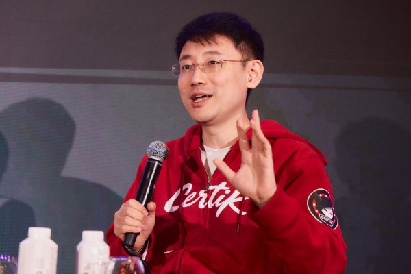 Адам Бэк прокомментировал слухи о Сатоши Накамото на конференции LONGITUDE в Париже