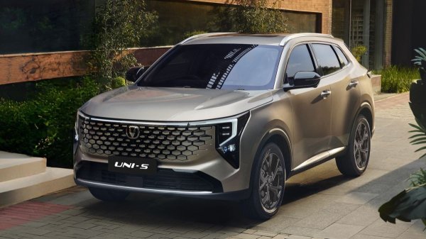 Changan Uni-S для России: новая внешность и полный привод Changan Uni-S для России: новая внешность и полный привод