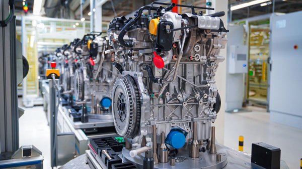 В Калуге начали сборку двигателей для моделей Tenet и Jeland