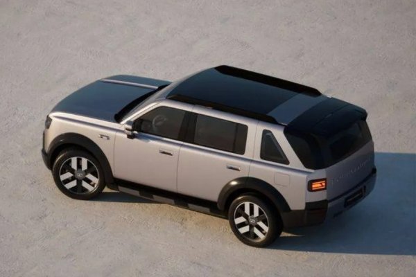 Возрожденный Freelander: опубликованы фирменные фото без маскировки