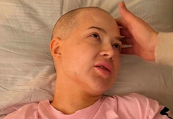 Сестра Эмина прокомментировала состояние больной раком Лерчек