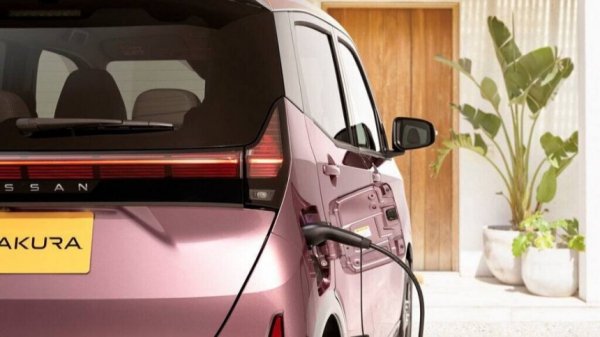 Представлен обновленный электрический кей-кар Nissan Sakura