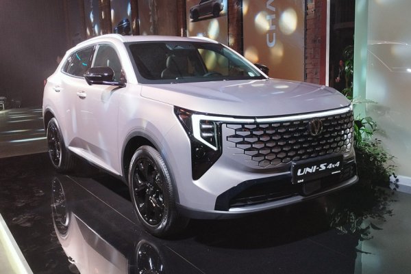 Changan в России: цены на новый Uni-S и планы локализации Changan в России: цены на новый Uni-S и планы локализации