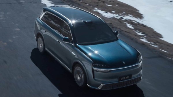 Флагманский кроссовер Aito M9 приготовился к обновлению Флагманский кроссовер Aito M9 приготовился к обновлению