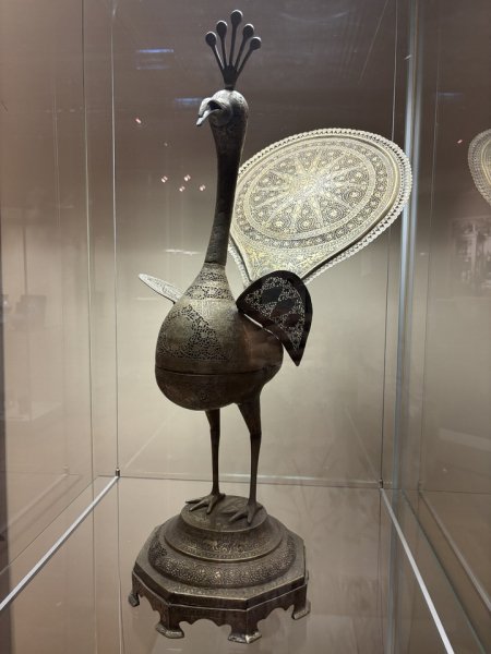 Ножка-лотос и другие причудливые вещицы показывают на первой за век выставке коллекции Бурылина