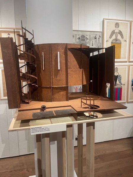 Театр без единого актёра: в Москве впервые показали художественное закулисье &laquo;Современника&raquo;