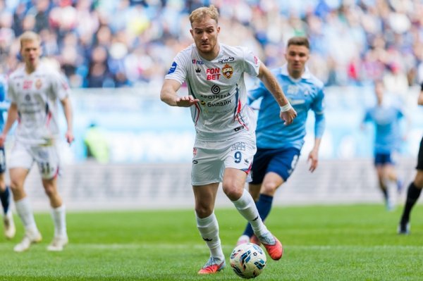 Тренер ЦСКА назвал виновных в ничейном исходе матча в Самаре