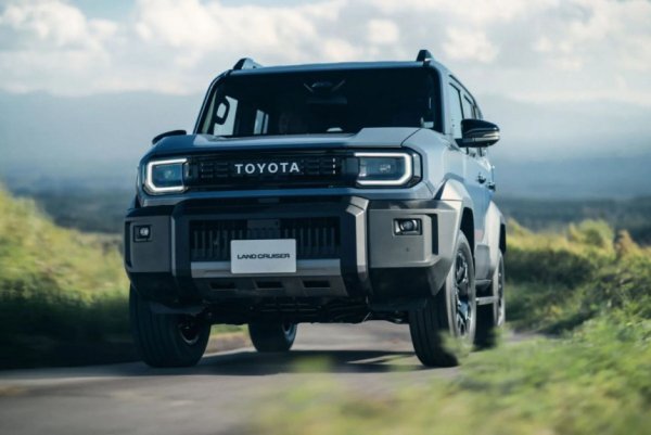Toyota Land Cruiser FJ: старт продаж в Японии и новые версии Toyota Land Cruiser FJ: старт продаж в Японии и новые версии